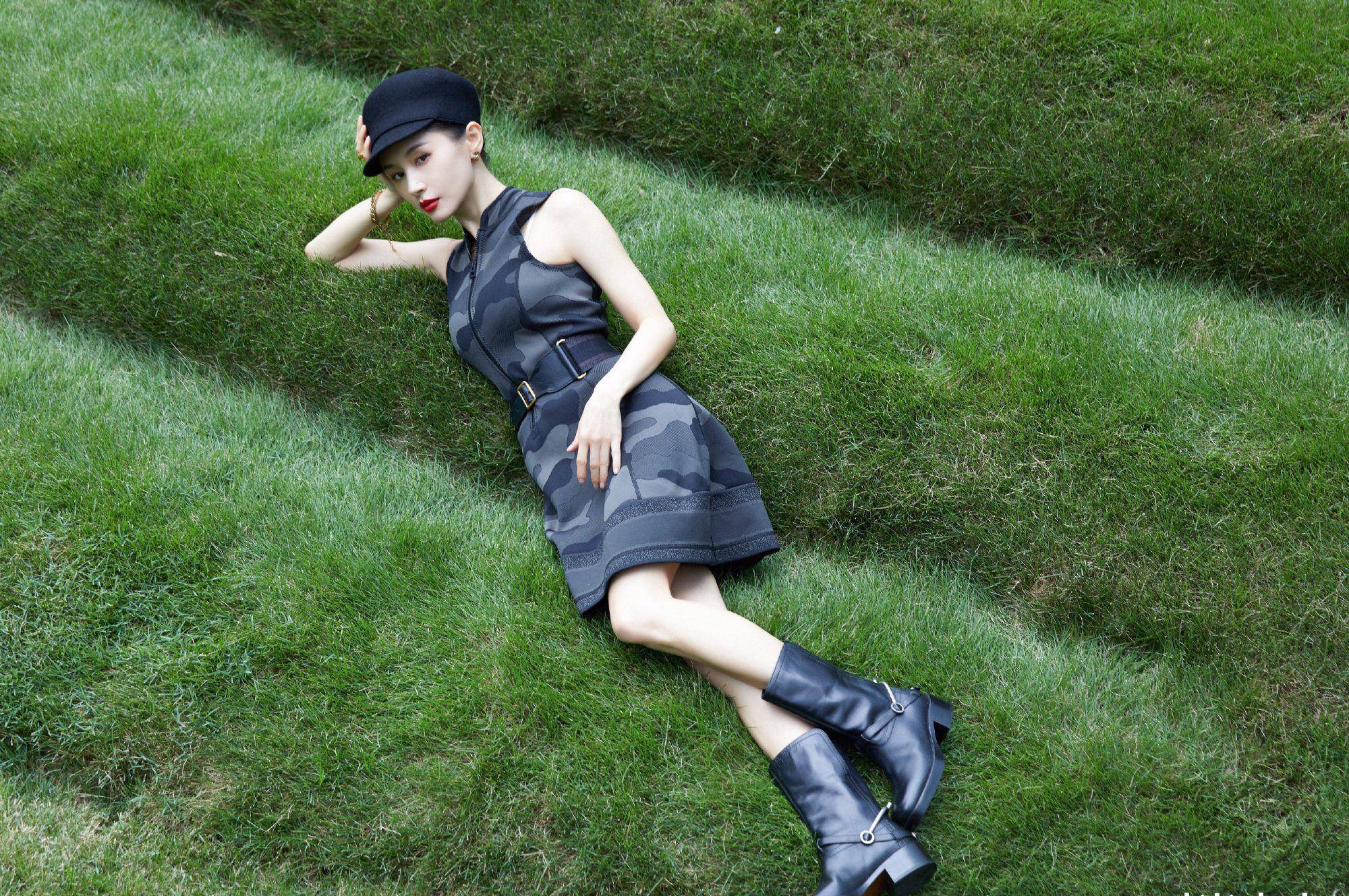 王子文示范小个子穿搭法,一身黑造型个性时尚,轻松穿出大长腿_女生