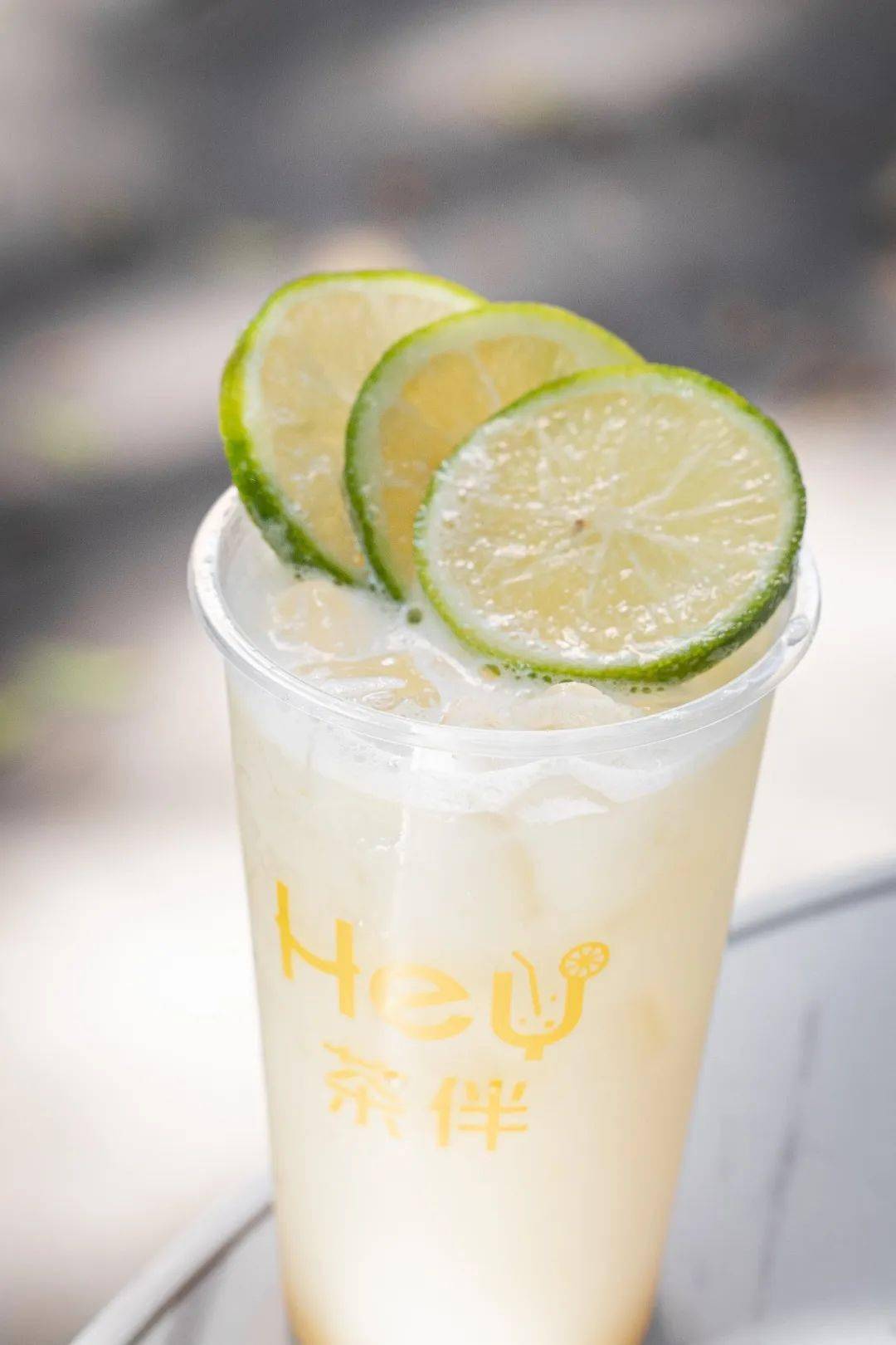 没想到吧,柠檬和优乐多也是一对非常被看好的cp!一口下去,超鲜爽!