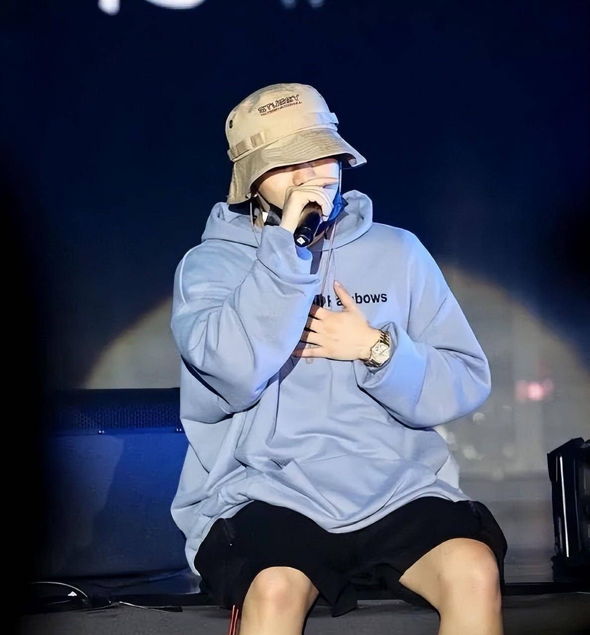 发布新专辑预告_王唯_批评_网友