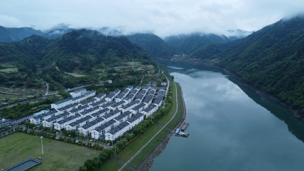 秋游十堰 | 来这里,走进秋日画卷_黄龙镇_刘仲_乐正波