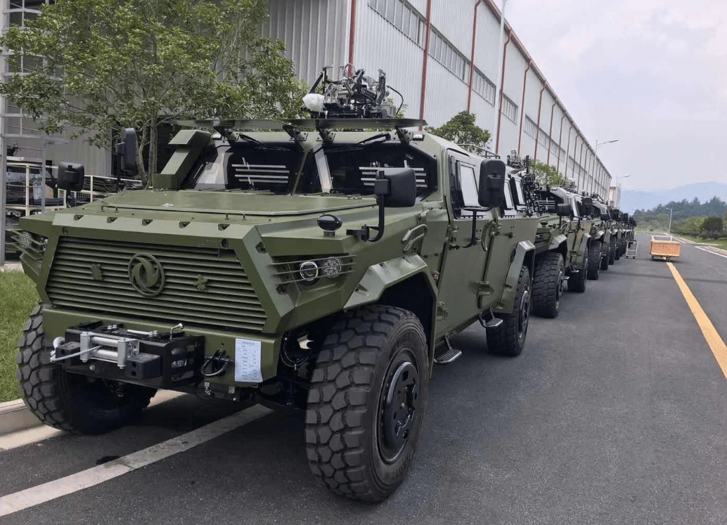 我军轻型合成旅火力弱,靠什么打赢对手重装部队_摩步师_机动能力_装备