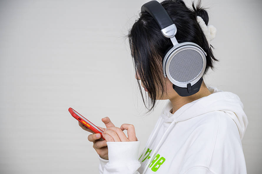 HIFIMAN Deva Pro平板耳机：千元价格 也能体验平板振膜的出色音质