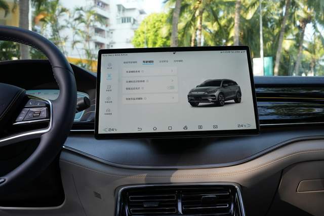 续航、性能、智能全在线!试驾新款唐EV
