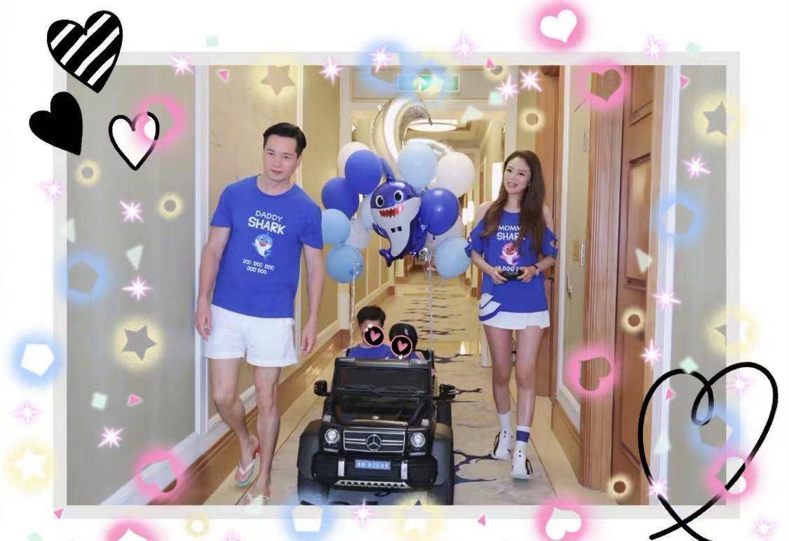 66罕见出镜,家中豪宅遭曝光_陈荣炼_照片_一家人