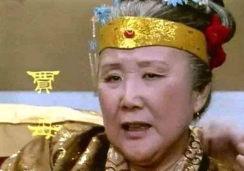 红楼梦中女子的头发到底有多美？纵使春光多么，却不及她云髻半偏