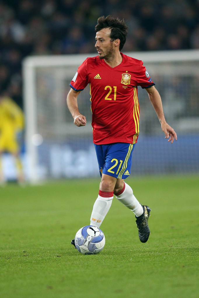 足坛21号球员盘点:皮尔洛,拉姆,齐祖珠玉在前,新生代德容上榜_齐达内