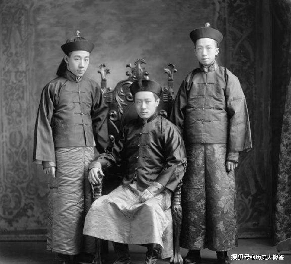 10岁男孩想当太监,由父亲操刀"净身",昏迷3天,溥仪:我退位了_孙耀庭