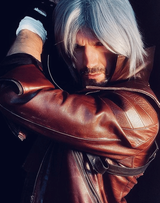 《鬼泣5》但丁脸模cos本体:万圣节别担心 哥会出手_恶魔_朋友_变化