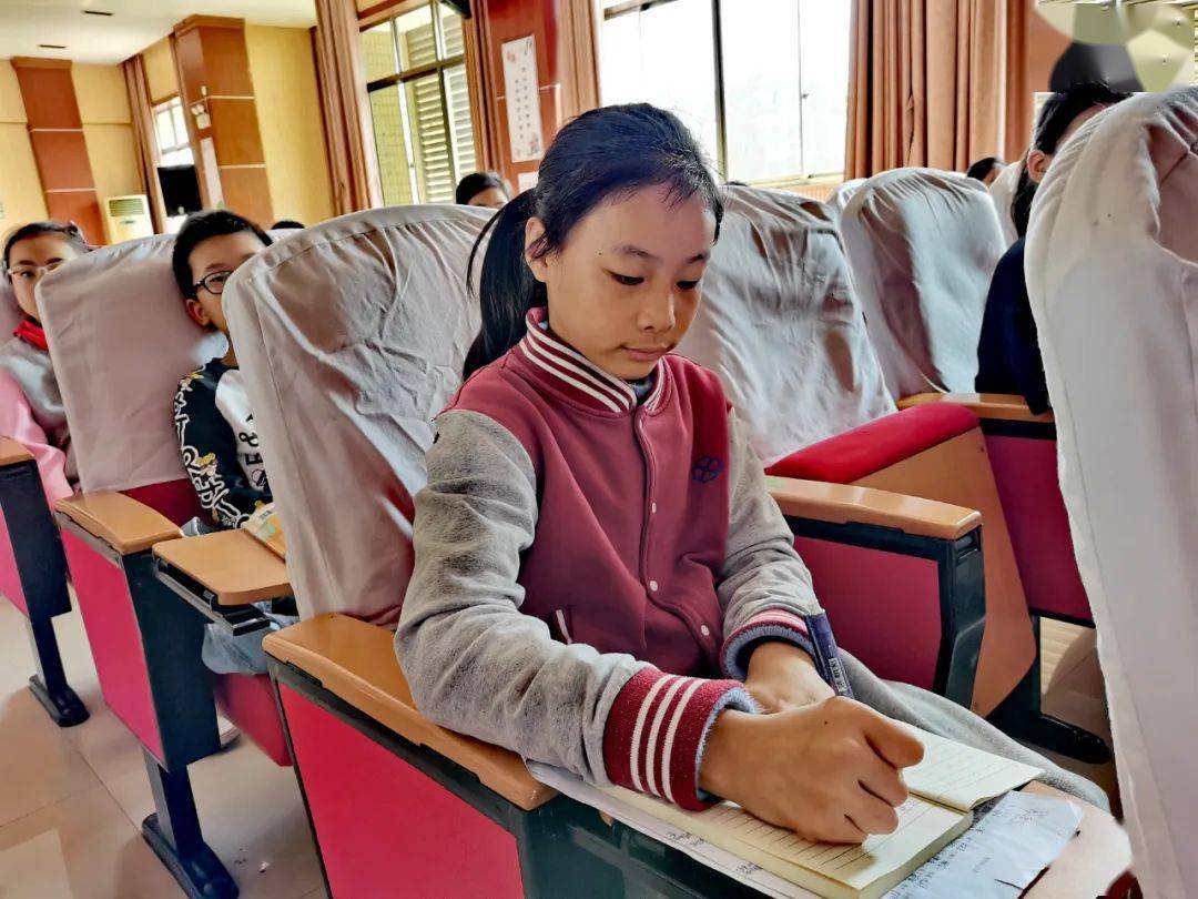 【活动掠影】李公朴小学"武报小记者"专题讲座活动_新闻_吉宇_事实