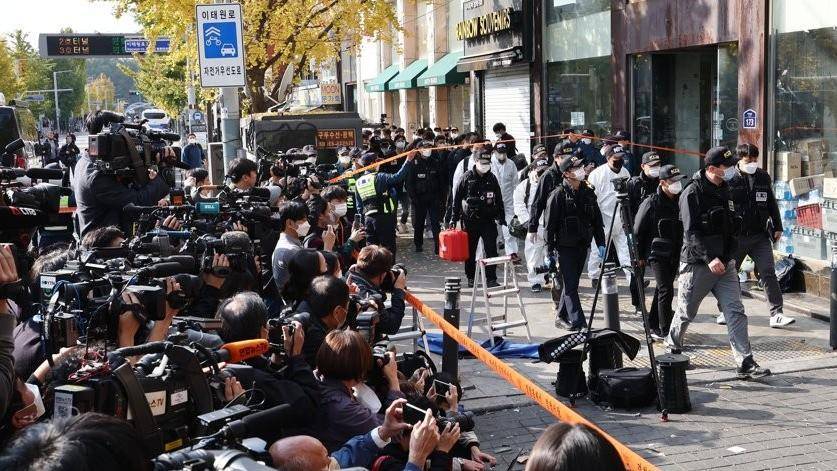 “龙山”韩警方就踩踏事故搜查多处公共机构，包括当地警署和消防部门
