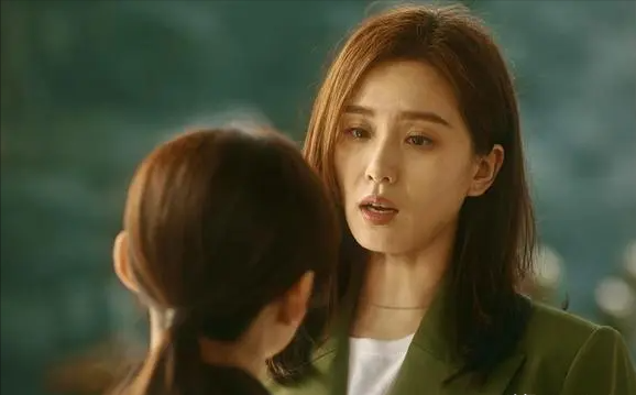 《流金岁月》:从底层挣扎向前,袁媛为何沦为观众眼中的心机女?