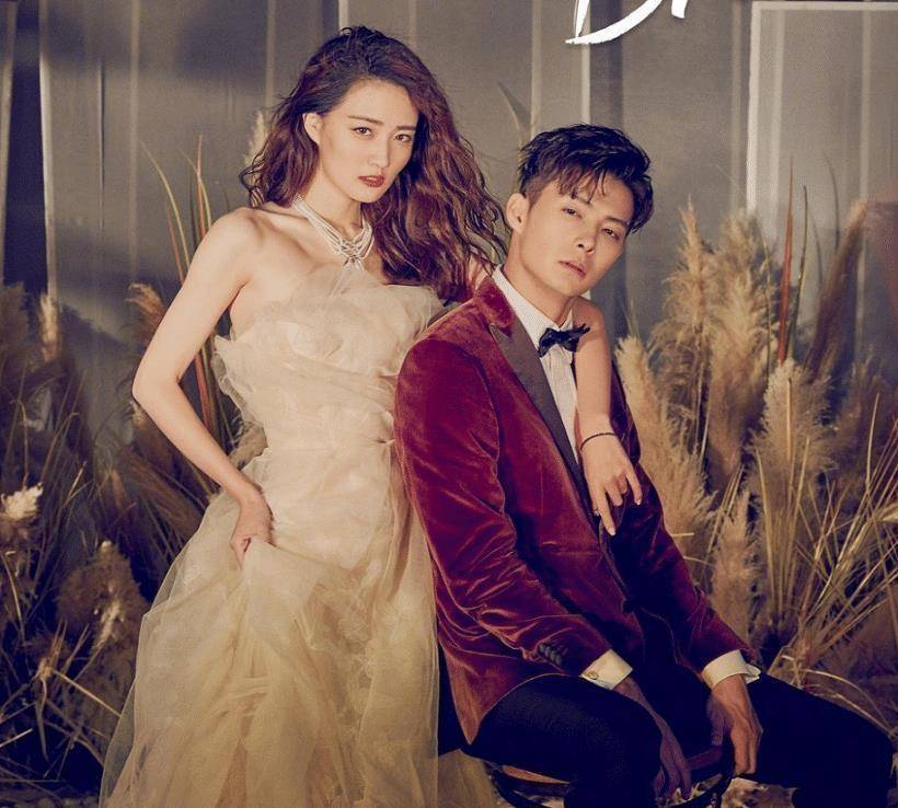 但是两人在分手之后,张铭恩很快就找到了下家,甚至还教胡冰卿撕