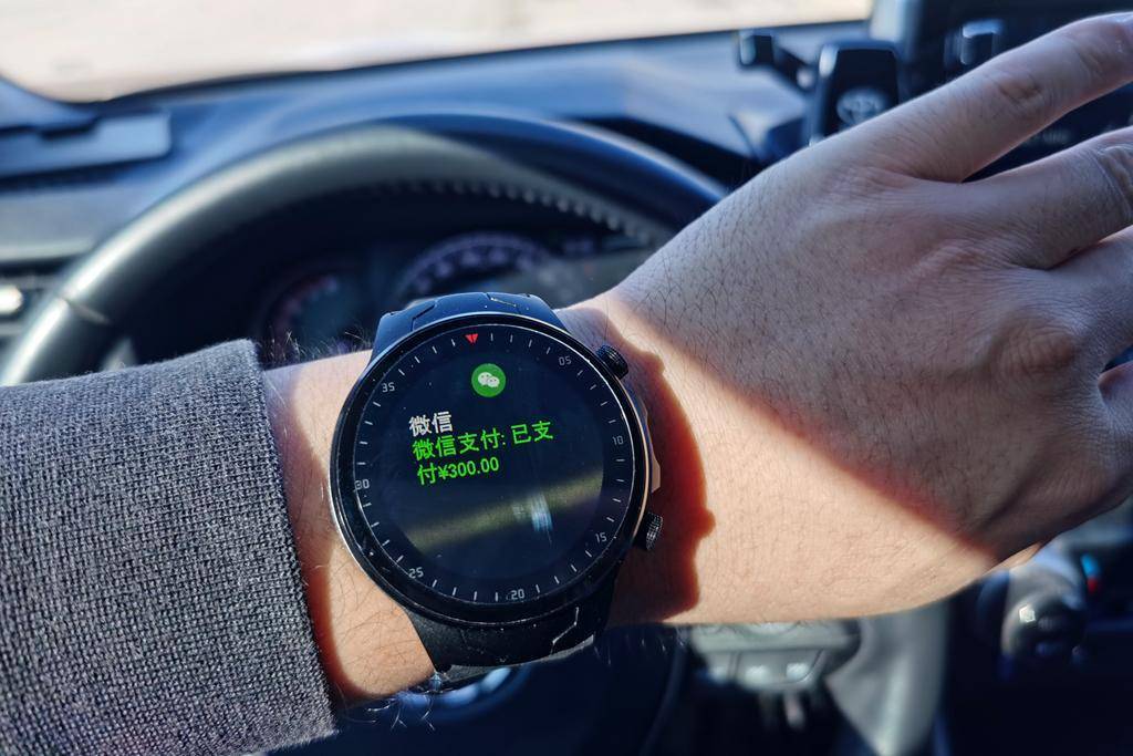 步入中年的80后,健康尤为重要,dido E40S气泵式血压智能手表体验