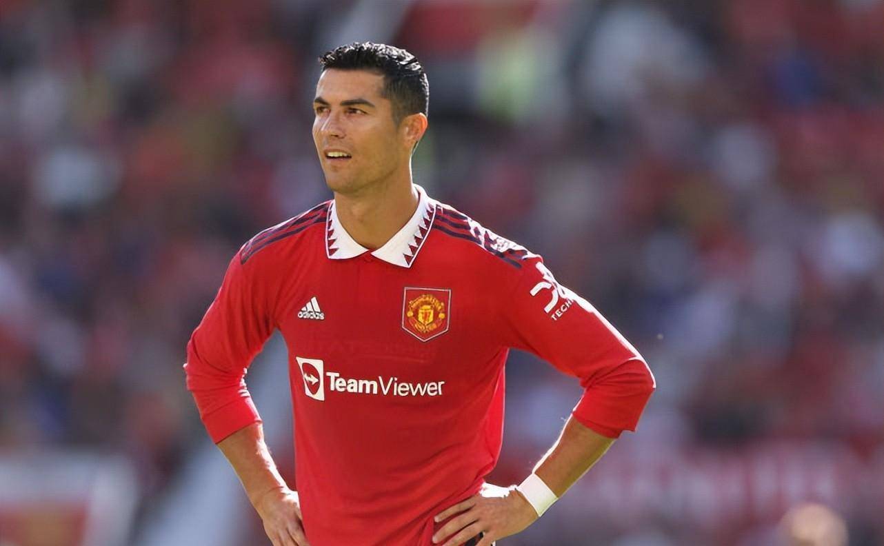 滕哈格给出了c罗重返曼联的条件!