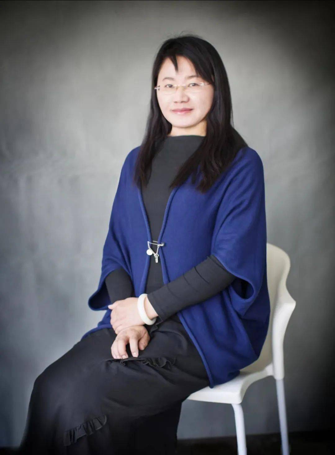 会议263-650-286时间:2022年11月6日 19:00-20:30主讲人:殷凤教授主题