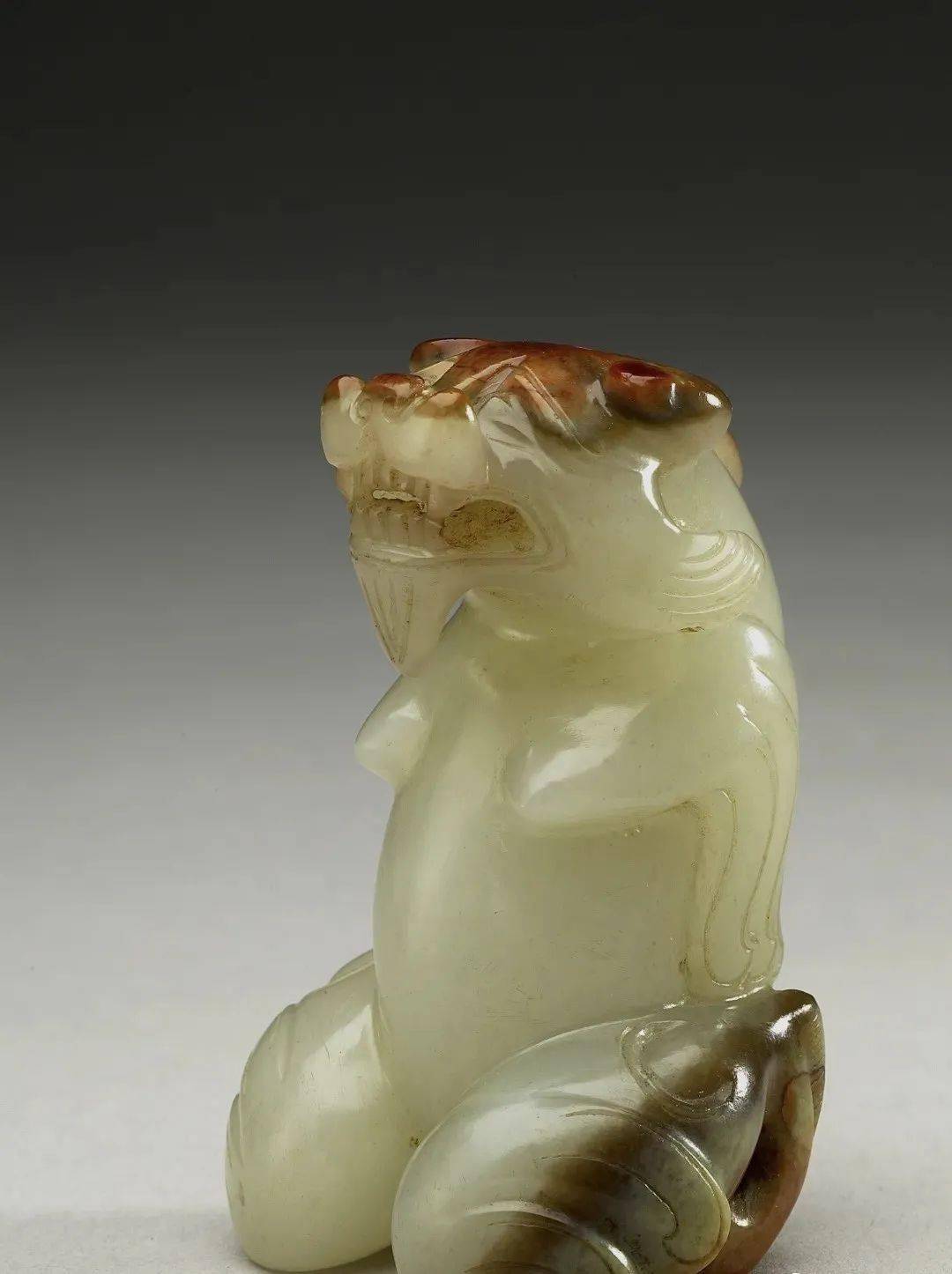 旷世圆雕玉器!有一件你就是王!