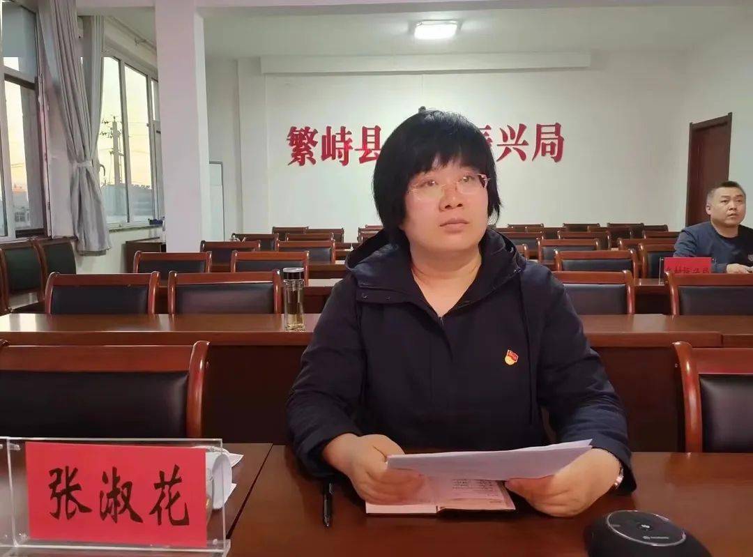 新绛县委副书记仪天亮,繁峙县委组织部副部长张淑花6名同志进行了