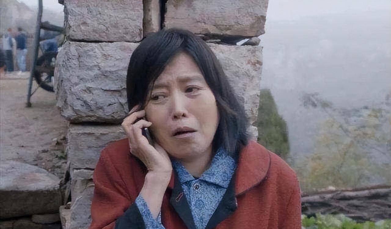 丁嘉丽：两段婚姻害人害己，对不起一对儿女，今潜心向佛漠然老去