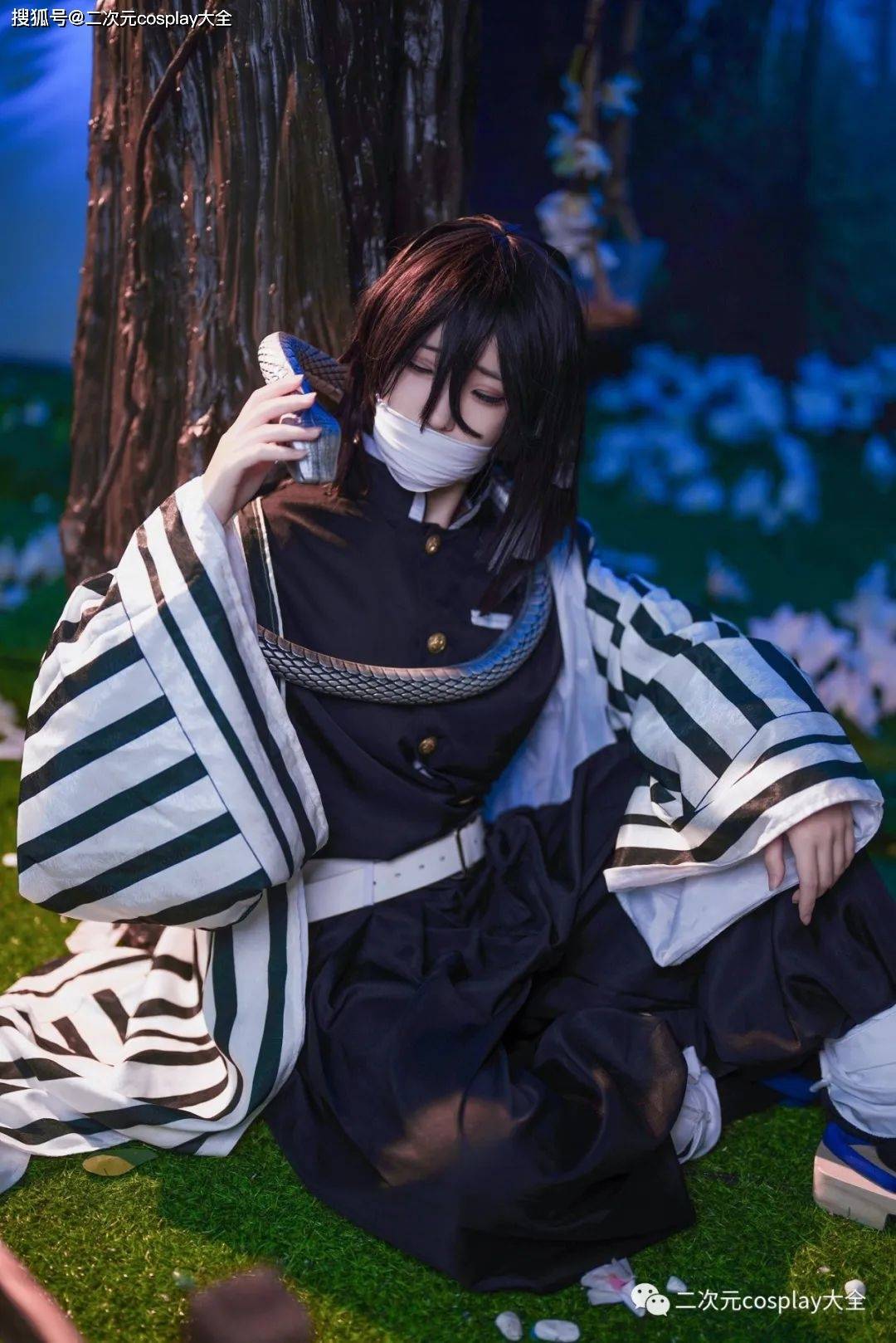 《鬼灭之刃》伊黑小芭内cos,好帅的小可爱,第一眼就被迷住_为人_蛇柱