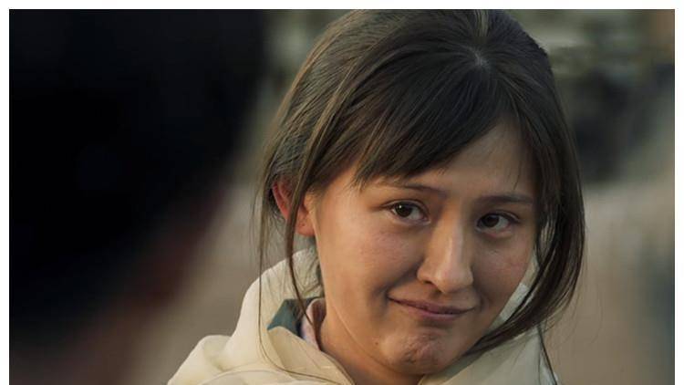 年度剧王《山海情》口碑炸裂?哺乳期的热依扎功不可没_角色_水花_孩子