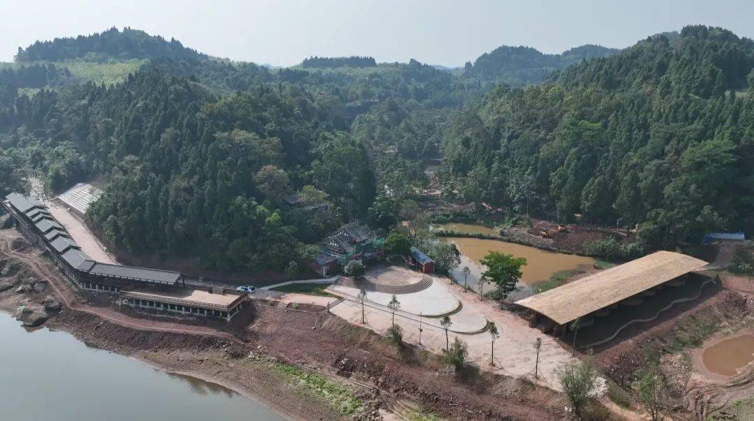 安岳县卧佛镇:推进农文旅融合项目,努力打造安岳乡村振兴典范_度假