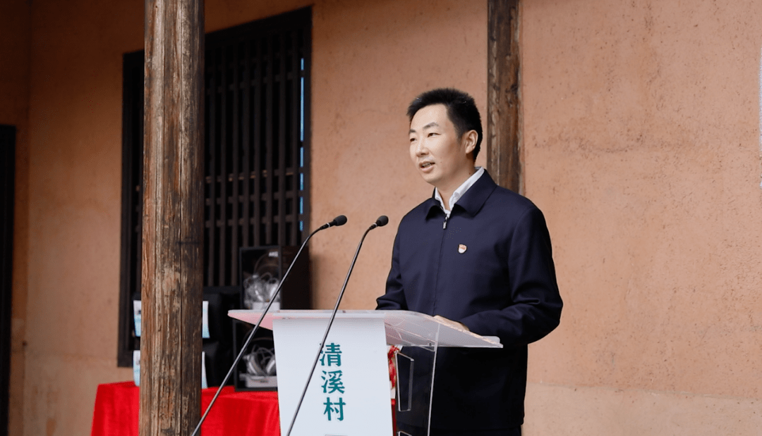 ​文艺名家走基层暨清溪村"影视小屋"揭牌仪式举行 张宏胡占凡瞿海