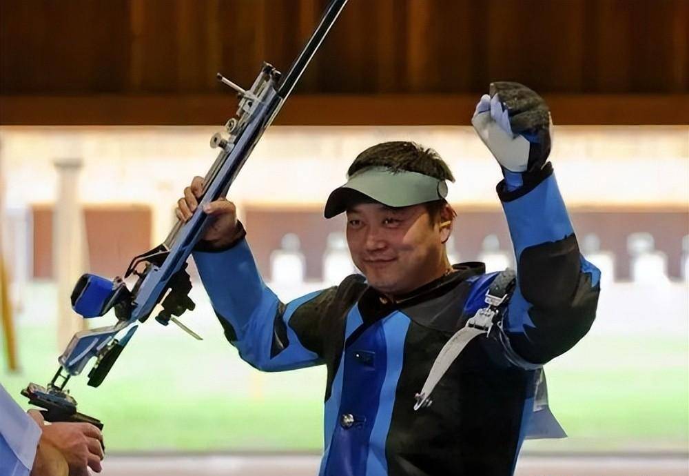 「人物」第61期 - 射击教练王炜一:与孩子亦师亦友,助他们实现冠军梦