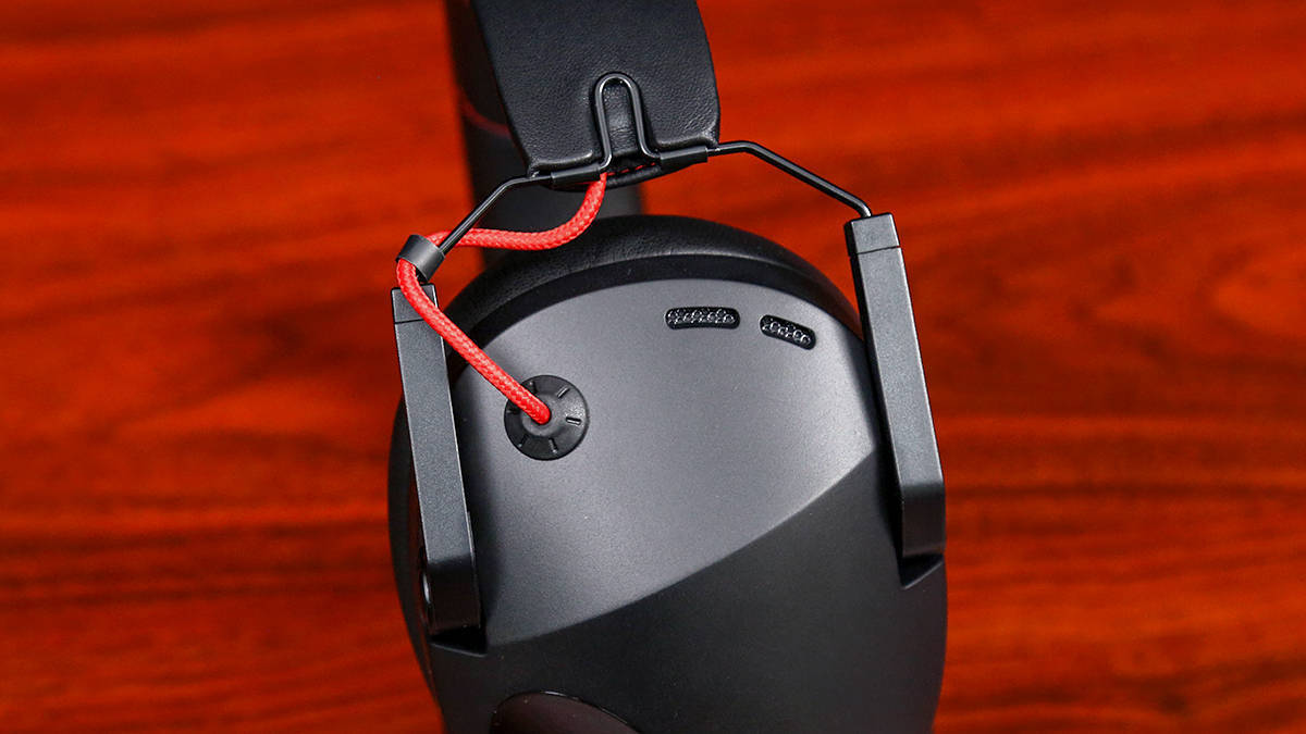 美加狮P.I.L.O.T.5游戏耳机评测:听音辩位好选择