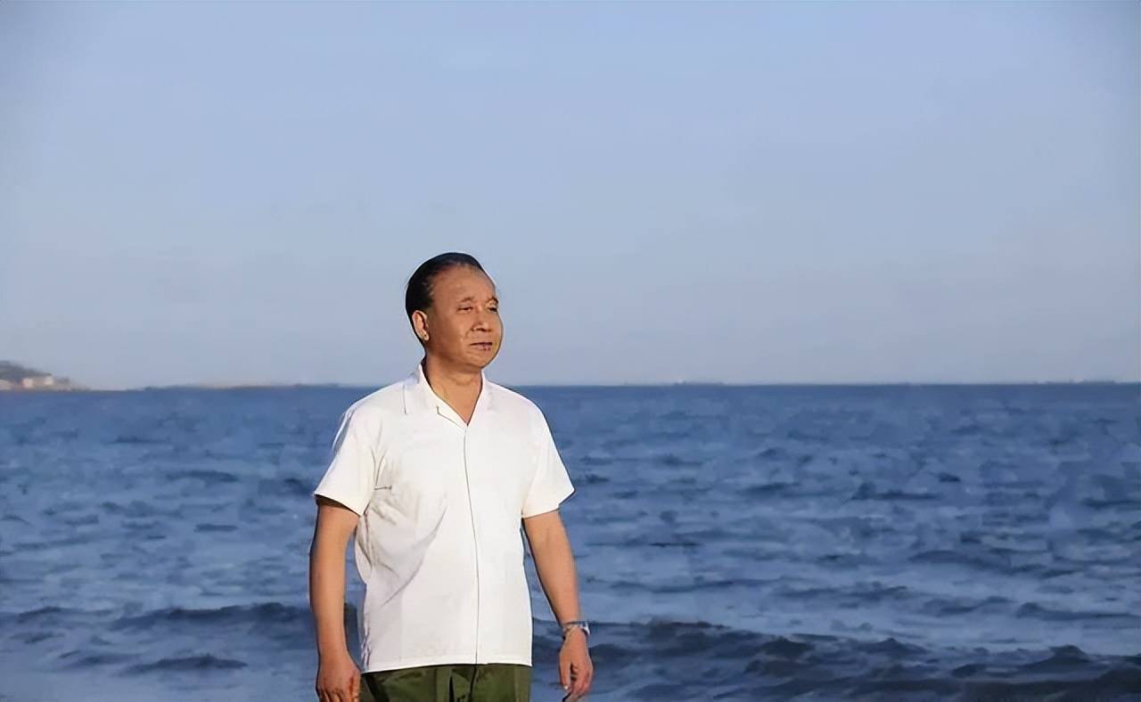 金鹰奖最佳男配马少骅:戏疯子的背后是收入惨淡,无人知晓的唏嘘_京剧