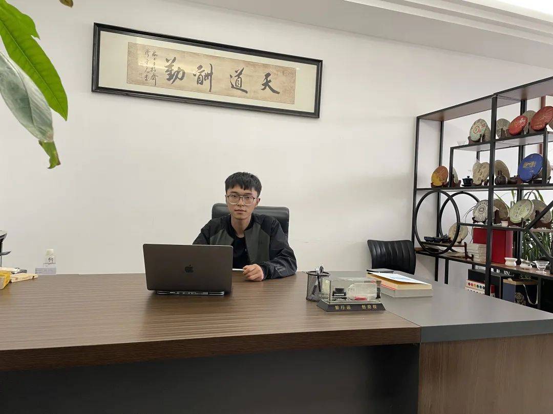 从互联网转战物流行业,他用新能源物流车每年能省出100多万运营费用