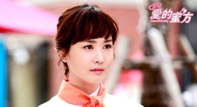 李易峰前女友李多海直播带货,被网友举证做假,中了手机不发货_明星