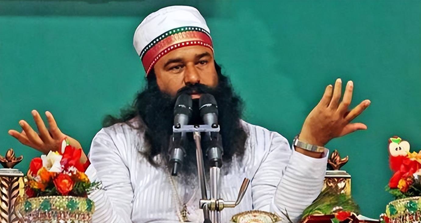 让400人自宫,1000名信徒和妓女结婚,23岁印度神棍终进监狱