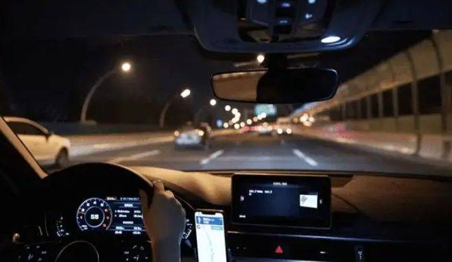 夜晚行车这些注意事项应当牢记_搜狐汽车_搜狐网