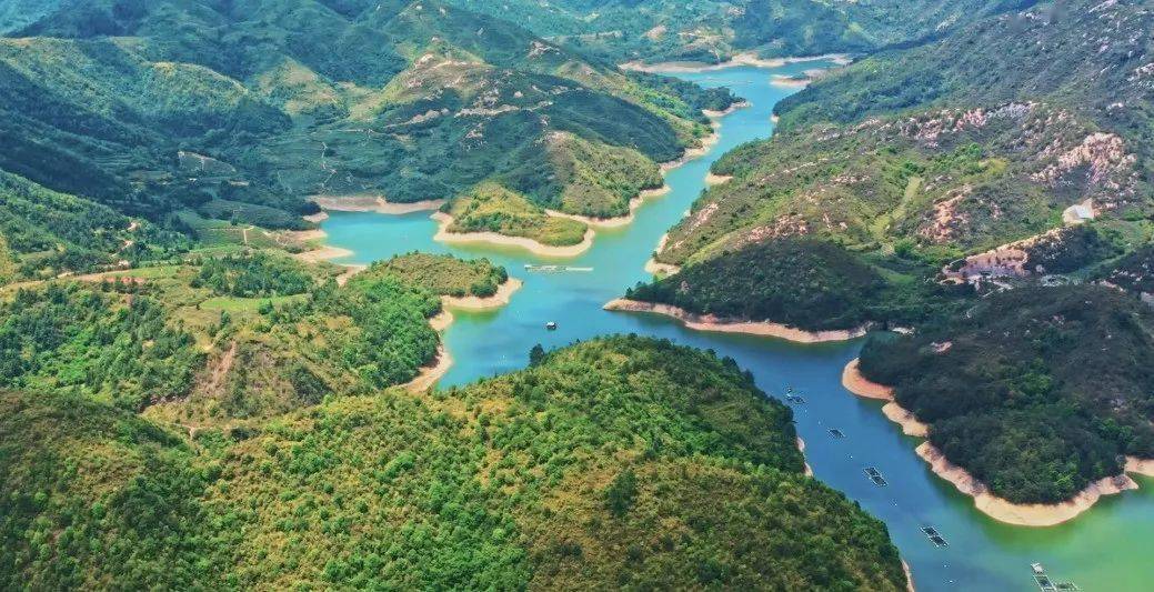 蓝田水库安溪县大力推进清四乱常态化规范化,严格管理好河湖水域岸