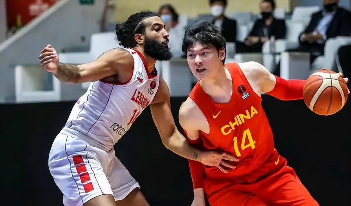 粤协放弃山西援,三人离开国家队,王哲林唯一内线_广东队_西姆斯_球员