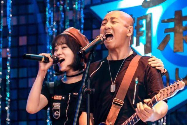 《爸爸来了》上映,逗比父女灵魂互换爆笑治愈,周晓鸥变单亲爸爸_晓晓