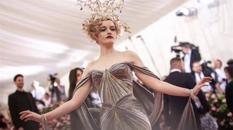 破产的辛德瑞拉zac posen!