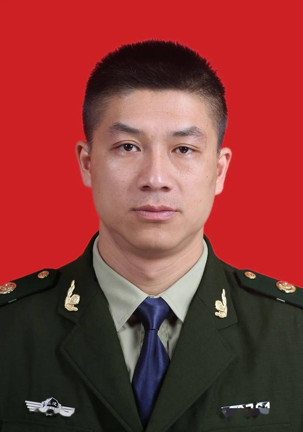 范毅灿,男,汉族,1994年10月生,中共党员,中国人民解放军31602部队71