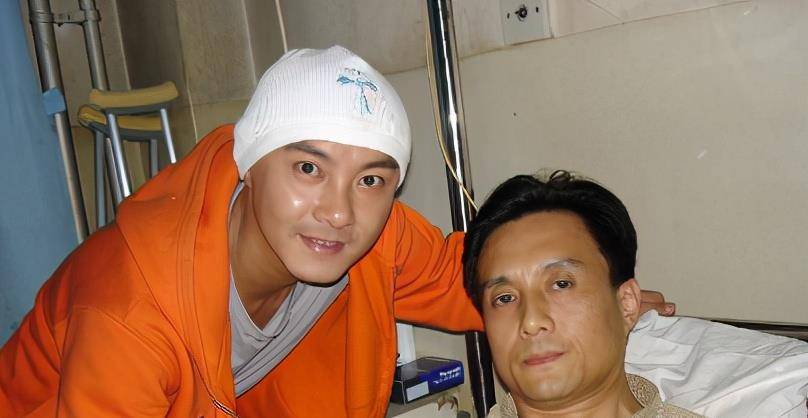 原配为他堕胎3次,如今63岁晚景凄凉_王伯昭_殷新_张卫健