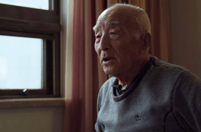 李继德:肠子被打出来,仍在拼刺刀,晚年直言:不准侮辱黄继光_新兵_连长