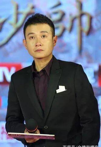 “问题艺人”复出，洗白之秘钥：皆需徐徐图之