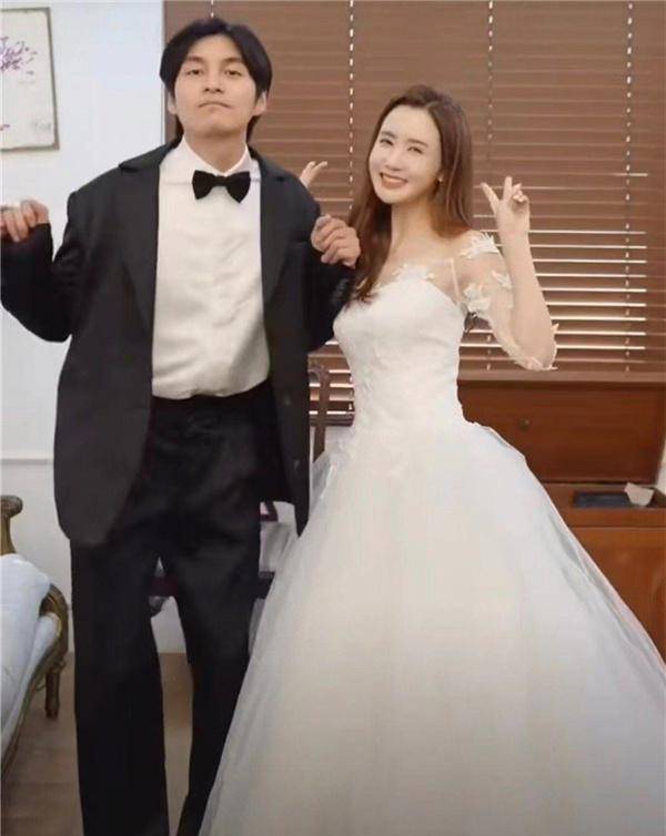 李多海官宣婚讯?