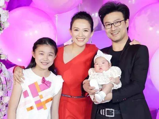章子怡班上的"六朵金花",只剩一人低调得还没上过综艺_朵花_胡静_生活