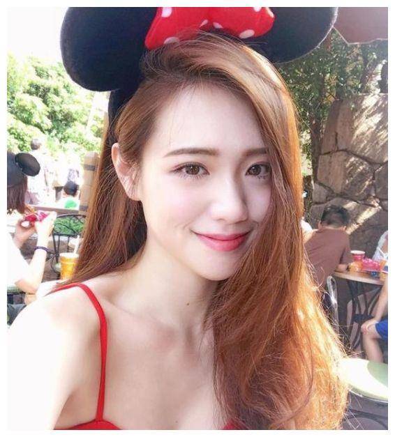 被封为"极品女神"的她,完美身材太撩人,不愧是直男的心头肉_张凯玲