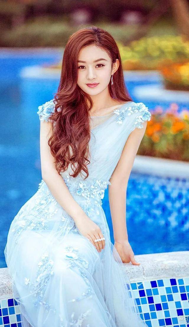 美女明星赵丽颖高清写真美图,如花美誉,动人心弦_俏丽