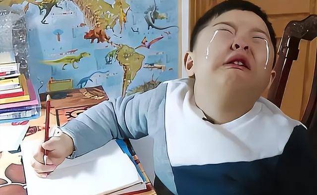 低年级小学生没有书面作业,资深老师坦言:三年级后多半要吃苦头_家长