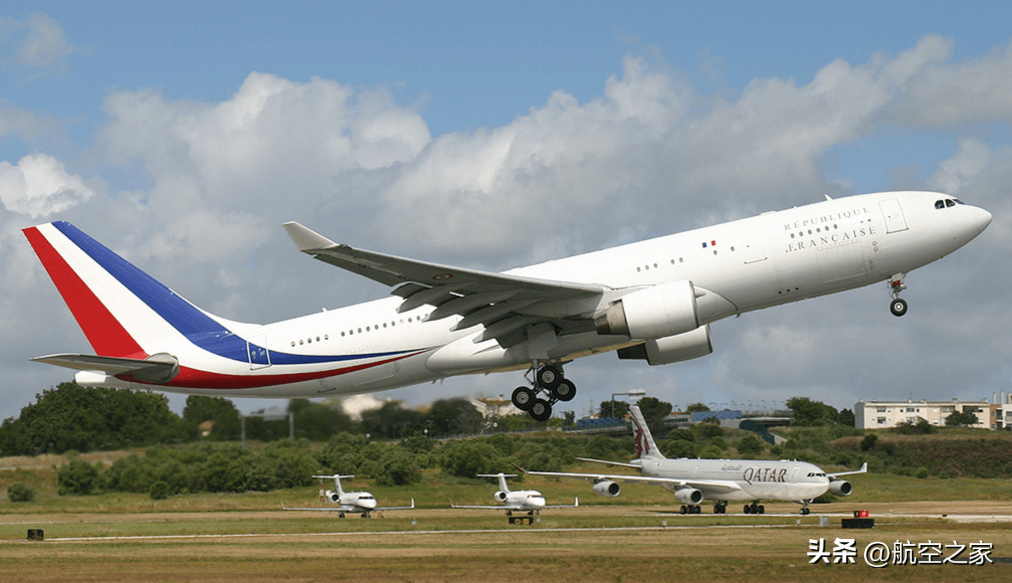 设计供波音787客机使用的发动机,要求它的耗油量比a330-200的引擎低15