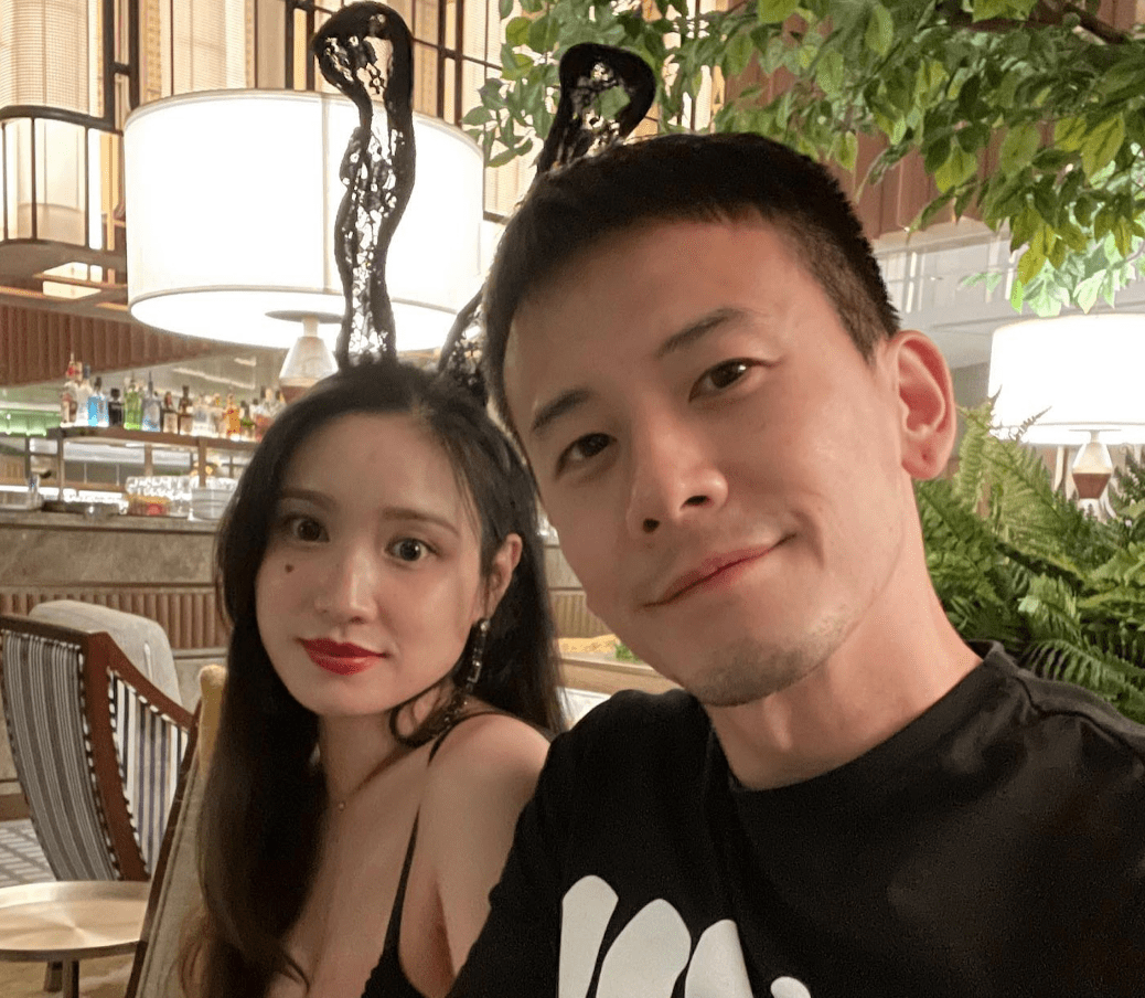 怀胎9个月仍保持顶级身材,结婚五年首胎怀女_陈宇琛_林佑蔚_妻子