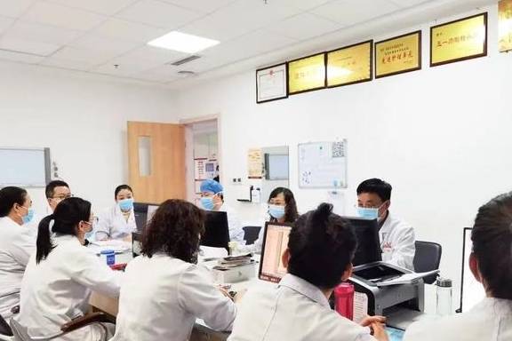 延安市中医医院产科成功救治凶险性前置胎盘产妇