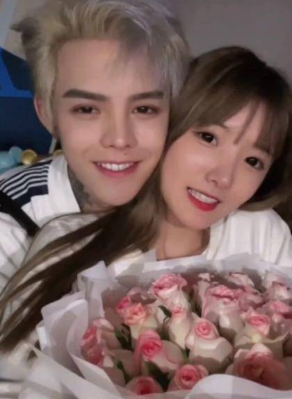 殷世航狗血求婚5小时狂赚4000万_何婧婧_套路_网友